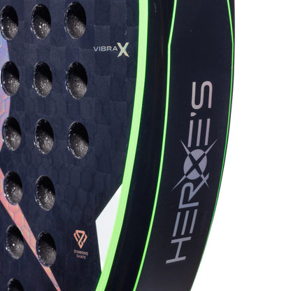 Heroes PREDATOR LTD 2026 Padelschläger – Detail Vibra X